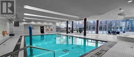 60 Absolute Ave in Mississauga, ON - Building Photo - Building Photo