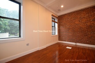 1203 Beacon St, Unit 7 in Brookline, MA - Building Photo - Building Photo