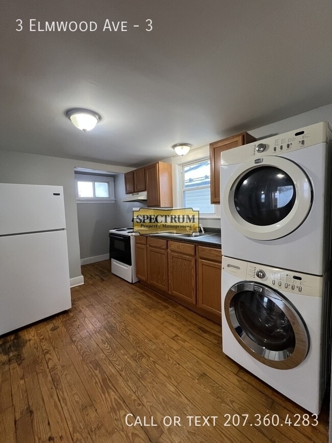 3 Elmwood Ave in Waterville, ME - Building Photo - Building Photo