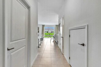 5715 Archipelago St in Nokomis, FL - Building Photo - Building Photo
