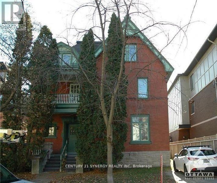 458 MacLaren St in Ottawa, ON - Building Photo