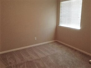 22927 Lily Creek Dr in Tomball, TX - Building Photo - Building Photo