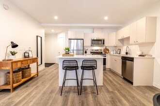 1325 Jefferson Ave in Winnipeg, MB - Building Photo - Floor Plan