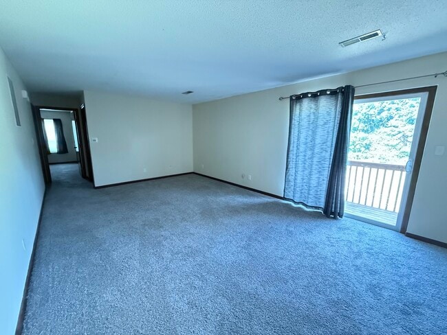 2005 Waterfront Dr N in Columbia, MO - Building Photo - Building Photo