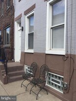 355 Mercy St in Philadelphia, PA - Building Photo