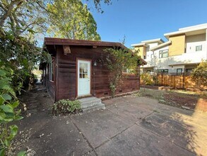 399 Curtner Ave in Palo Alto, CA - Building Photo - Building Photo