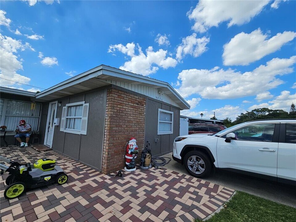 6220 White Oak Ln in Orlando, FL - Building Photo