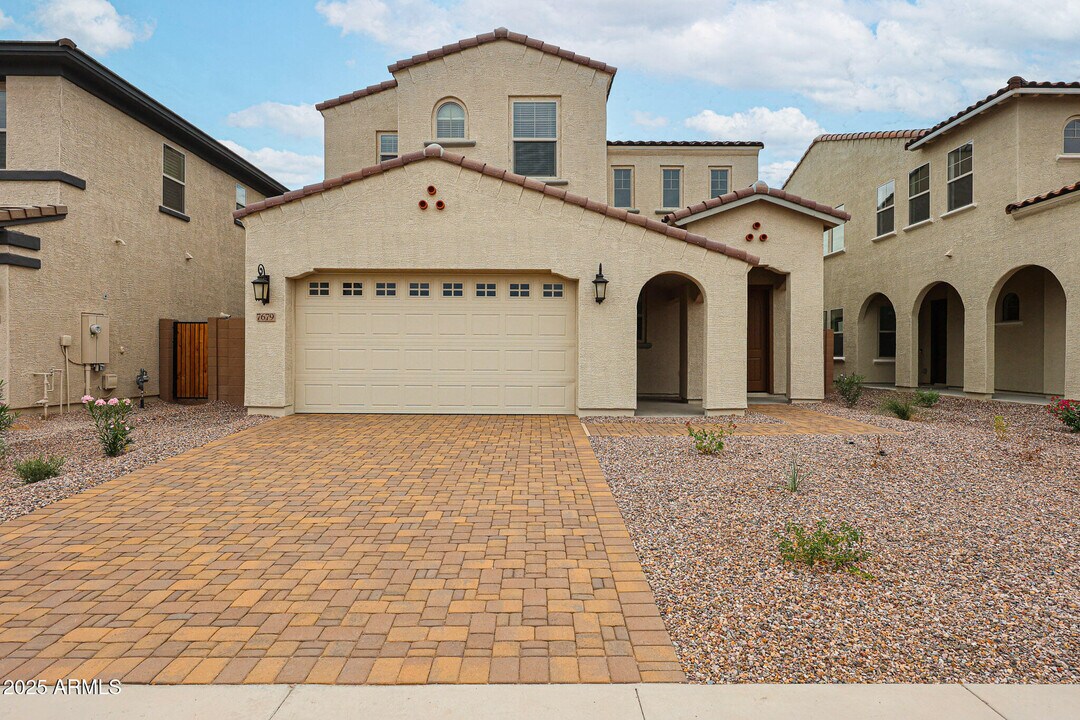 7679 Nosean Rd in Peoria, AZ - Building Photo