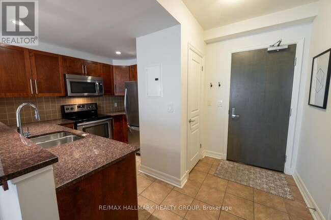 property at 200 Besserer St