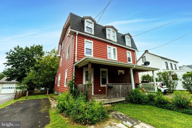 383 Stewart Ave in Jenkintown, PA - Building Photo - Building Photo
