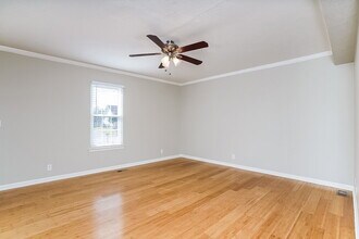 1107 Binford Ct in Murfreesboro, TN - Foto de edificio - Building Photo