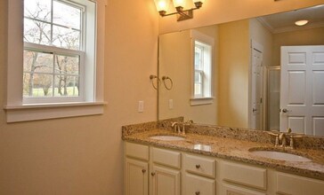 11 White Pine Dr in Black Mountain, NC - Building Photo - Building Photo