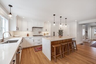 6 Stanwood Pt in Gloucester, MA - Building Photo - Building Photo