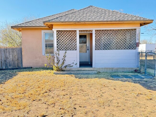 property at 215 S 3rd St