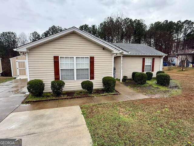 property at 325 Dreamland Ct