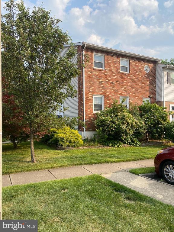 property at 3036 White Birch Ct