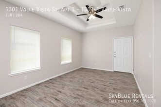 1301 Valle Vista St in Alamo, TX - Building Photo - Building Photo