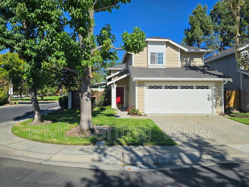 4427 Ashwood Common in Fremont, CA - Building Photo
