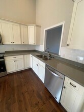 7393 Pfizer Dr in Ooltewah, TN - Building Photo - Building Photo