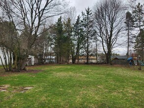 118 Barclay Rd in Camillus, NY - Building Photo - Building Photo