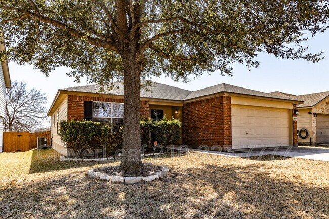 9810 Magnolia Run in San Antonio, TX - Building Photo - Building Photo