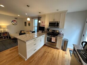 37 Porter St in Cambridge, MA - Building Photo - Building Photo