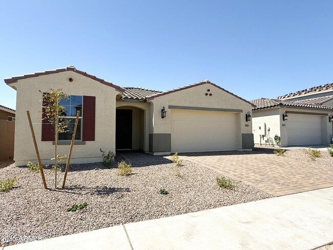 17017 W Shangri La Rd in Surprise, AZ - Building Photo - Building Photo