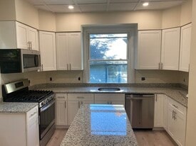 75 Peter Parley Rd, Unit 2 in Boston, MA - Building Photo