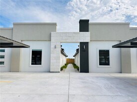 13 Violet Ave W in Pharr, TX - Building Photo