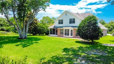 4485 Turnberry Pl in Niceville, FL - Foto de edificio - Building Photo