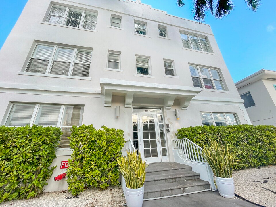 1027 Pennsylvania Ave in Miami Beach, FL - Building Photo