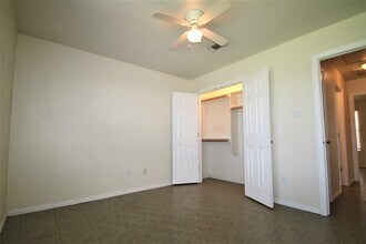 419 N Blue Jay Ct in Weatherford, TX - Building Photo - Building Photo