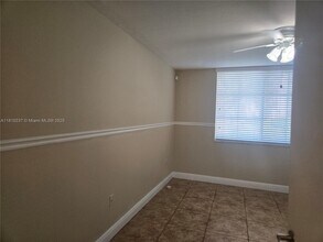 12178 St.Andrews Pl in Miramar, FL - Building Photo - Building Photo