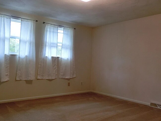 1230 Ben Avon St, Unit 1230 Ben Avon Street in Indiana, PA - Foto de edificio - Building Photo