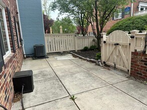 1565A N Van Dorn St in Alexandria, VA - Building Photo - Building Photo