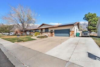 428 200 E in Orem, UT - Foto de edificio - Building Photo