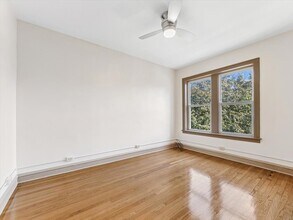 4720 N Springfield Ave in Chicago, IL - Building Photo - Building Photo