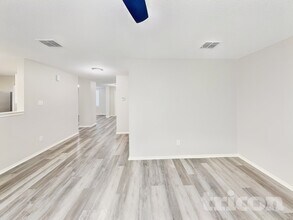 2925 Paint Brush Pl in Lancaster, TX - Building Photo - Building Photo