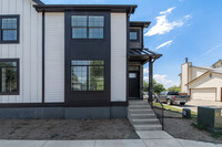 Sable View Townhomes in Aurora, CO - Building Photo - Building Photo