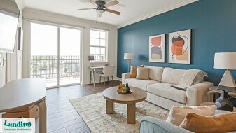 6743 W 135th St in Overland Park, KS - Building Photo