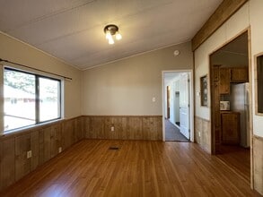 9384 Lott Rd in Durham, CA - Building Photo - Building Photo