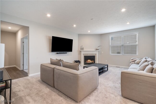 property at 115 N Washburn Rd