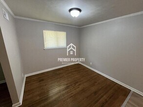 5010 Haleville Rd in Memphis, TN - Foto de edificio - Building Photo