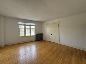 28W579 Stafford Pl in Warrenville, IL - Building Photo - Building Photo