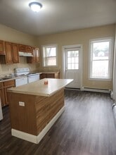 154 Prospect St in Norwich, CT - Building Photo - Building Photo