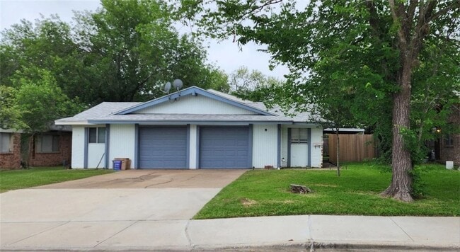 property at 1702 Lawyer St
