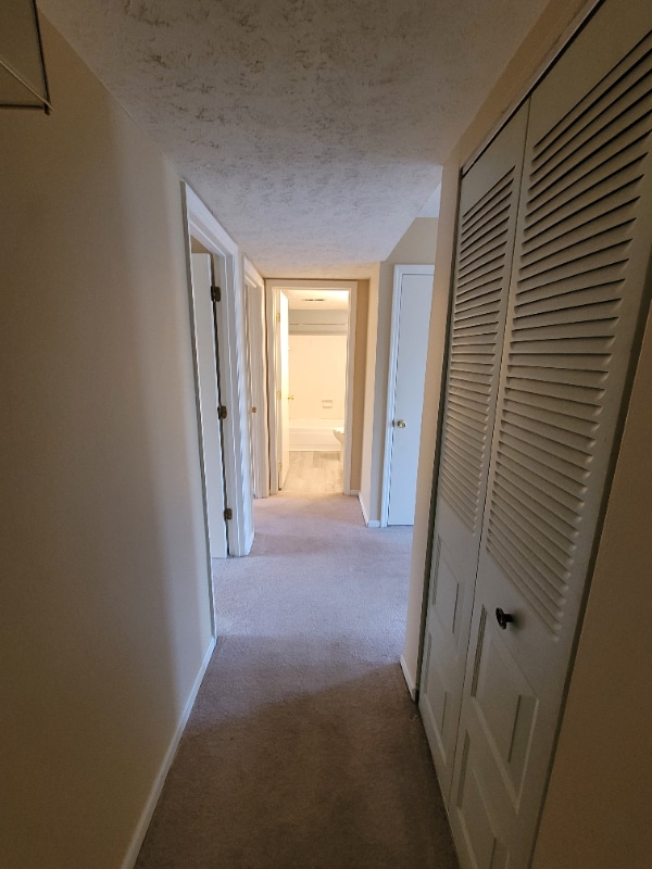 1310 Louisville Rd in Frankfort, KY - Foto de edificio - Building Photo