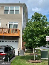 20625 Smollet Terrace in Ashburn, VA - Building Photo - Building Photo