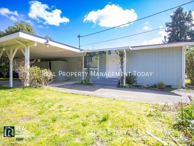 4009 Burnham Dr in Gig Harbor, WA - Building Photo - Building Photo