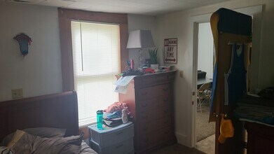 221 Church St in Iowa City, IA - Building Photo - Building Photo